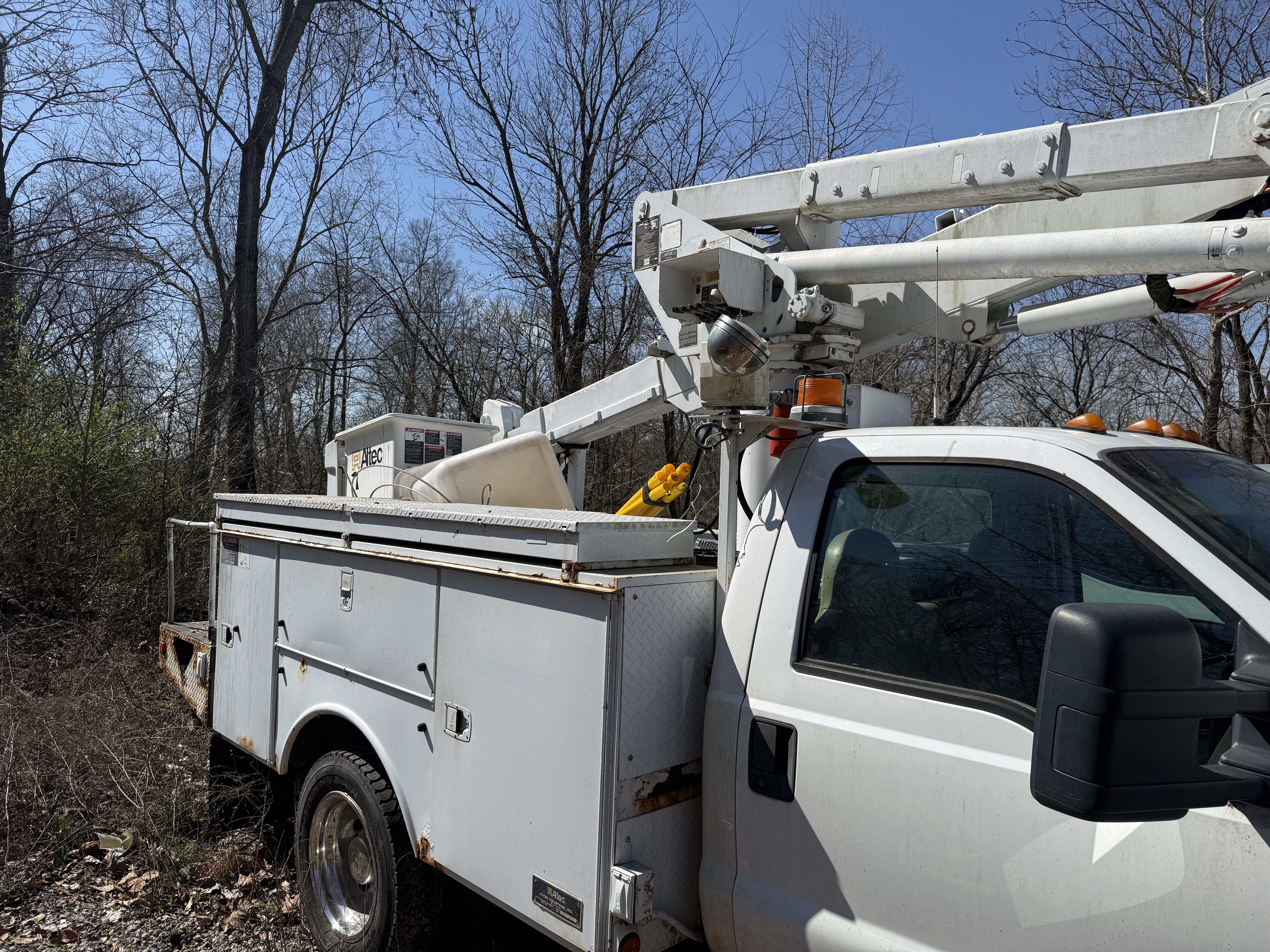2008 FORD F550 XL XL in New Albany, IN