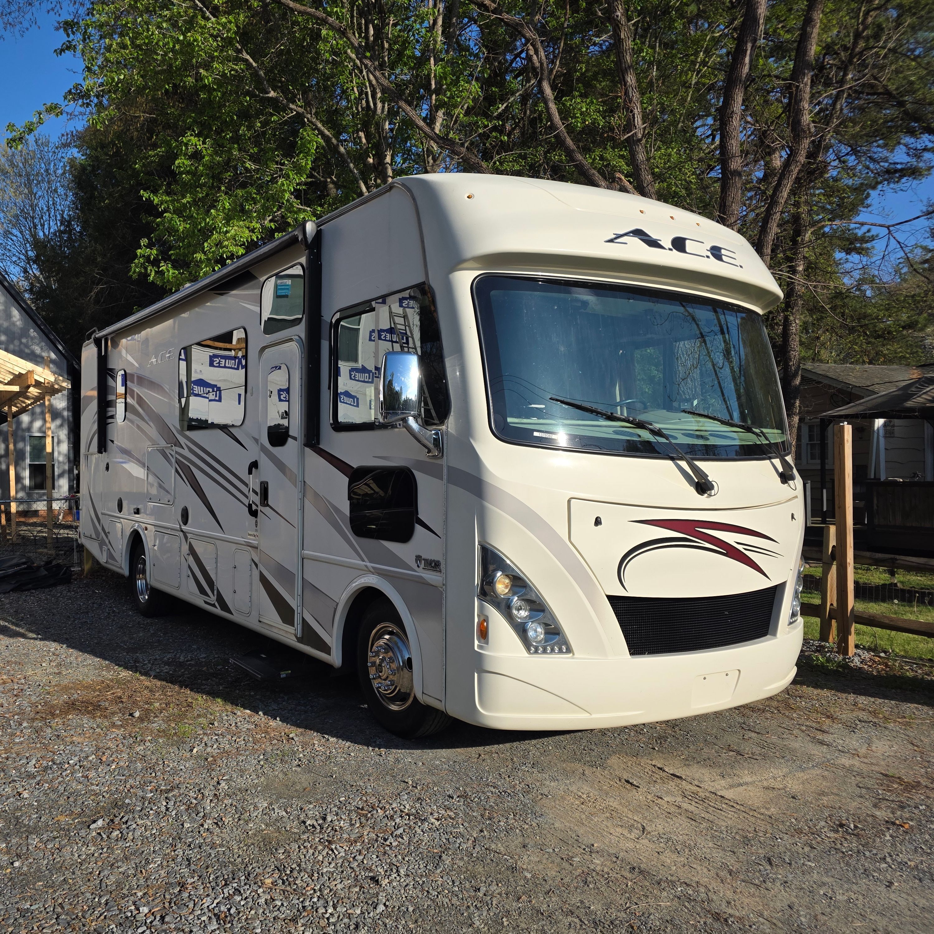 2018 Thor Motor Coach A.C.E. 29 3 RV