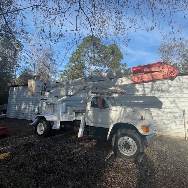 1993 FORD 800 in Macclenny, FL