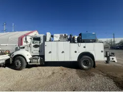 2014 PETERBILT 337