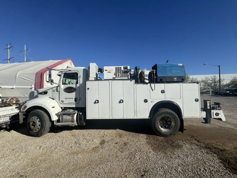 2014 PETERBILT 337