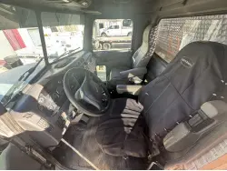 2014 PETERBILT 337