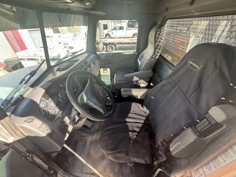 2014 PETERBILT 337