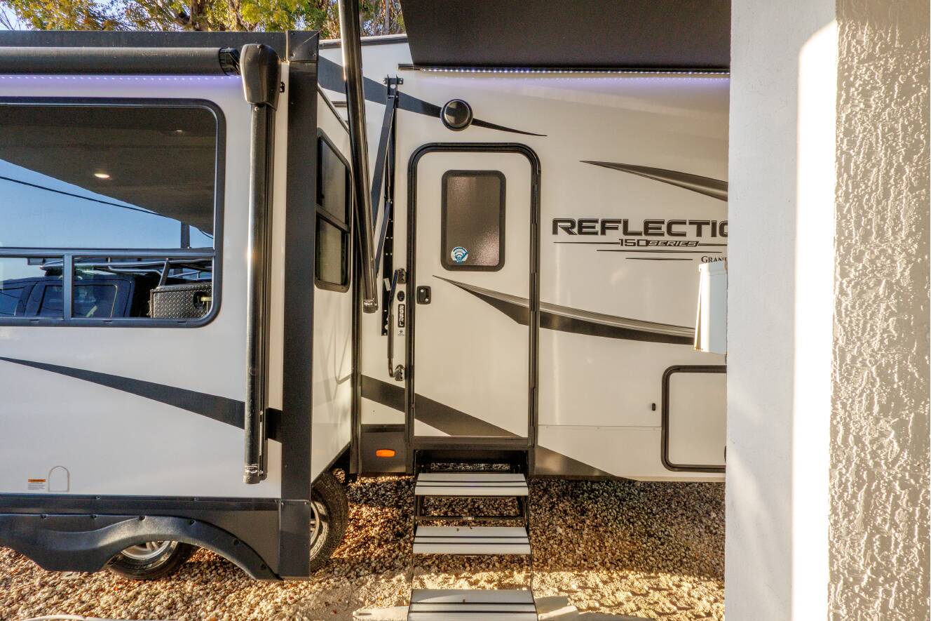 A photo of this 2023 Grand Design REFLECTION 150 SERIES 295RL