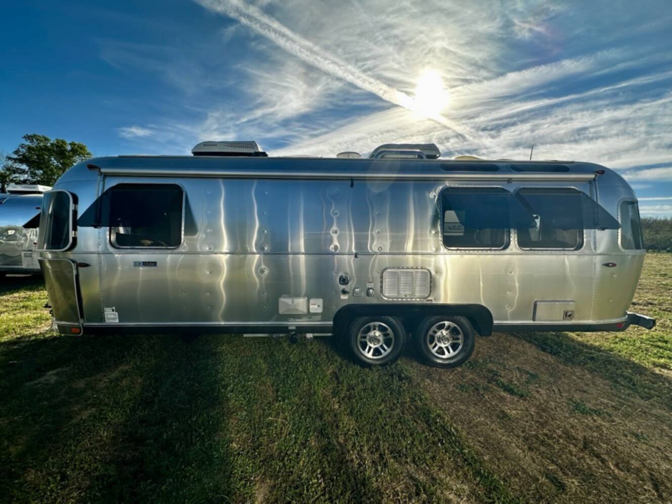 A photo of this 2016 Airstream PENDLETON 27FB