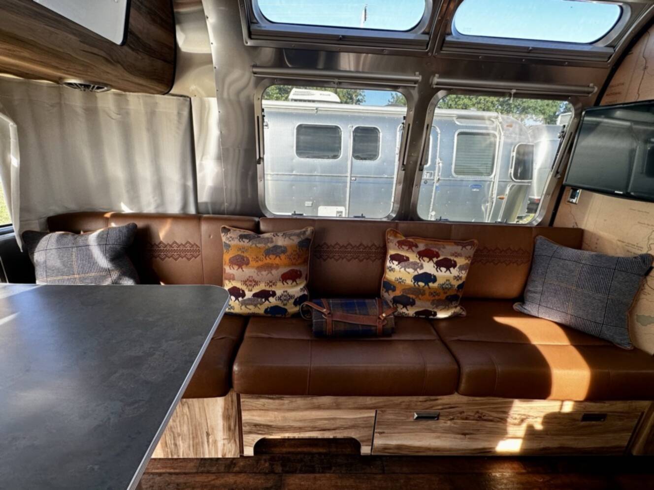 A photo of this 2016 Airstream PENDLETON 27FB