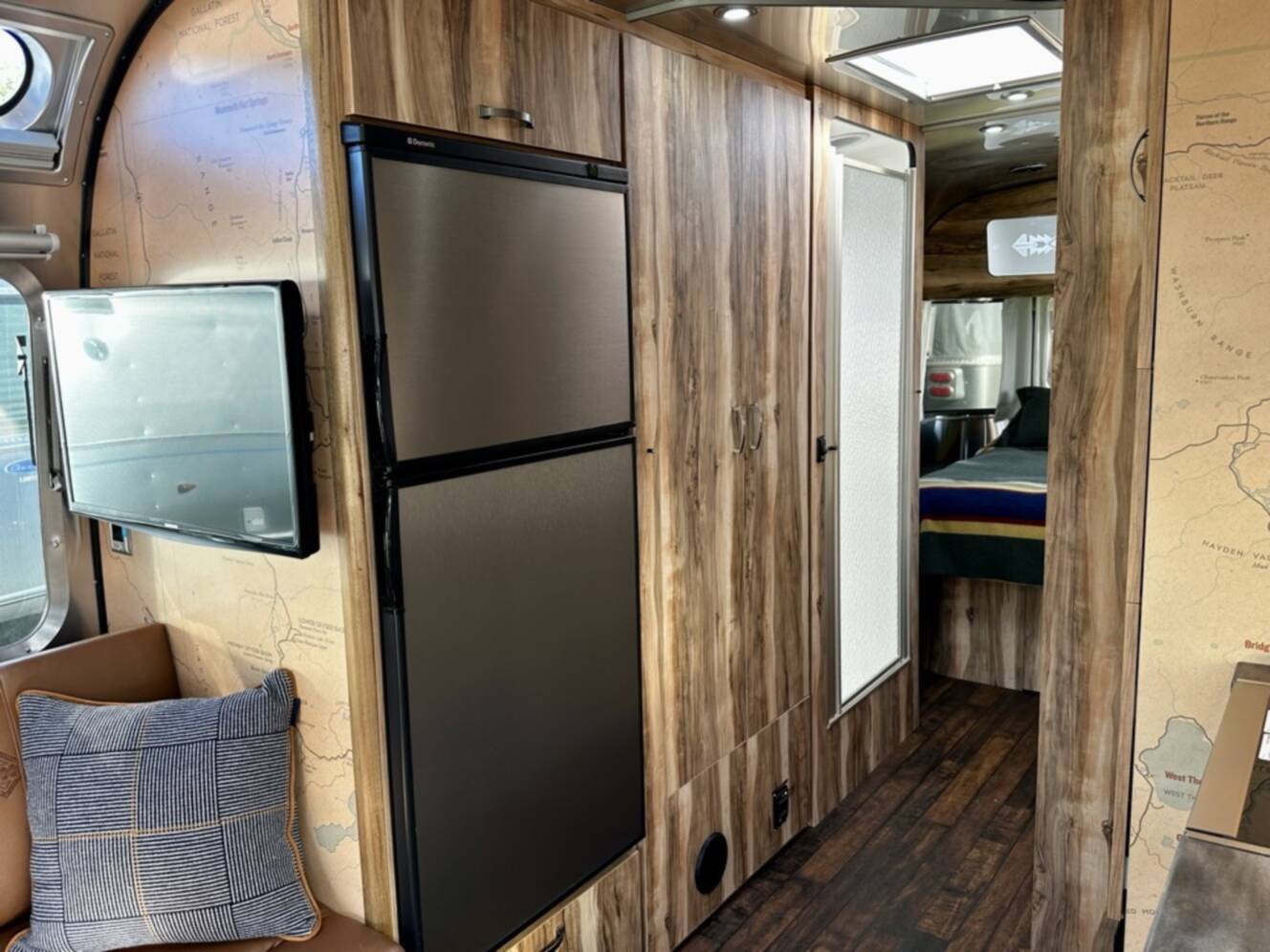 A photo of this 2016 Airstream PENDLETON 27FB