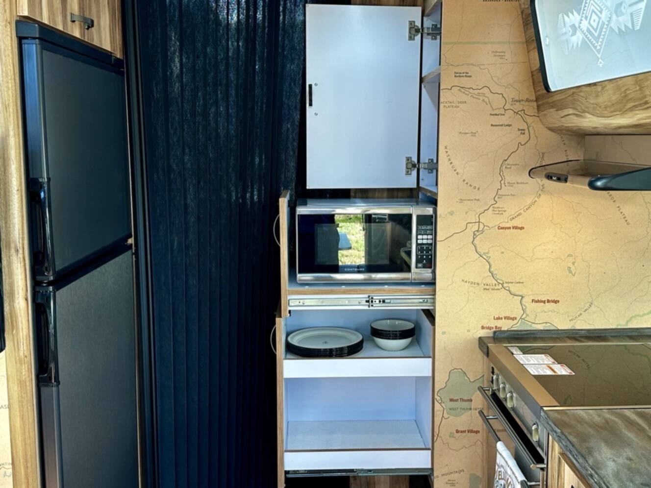A photo of this 2016 Airstream PENDLETON 27FB