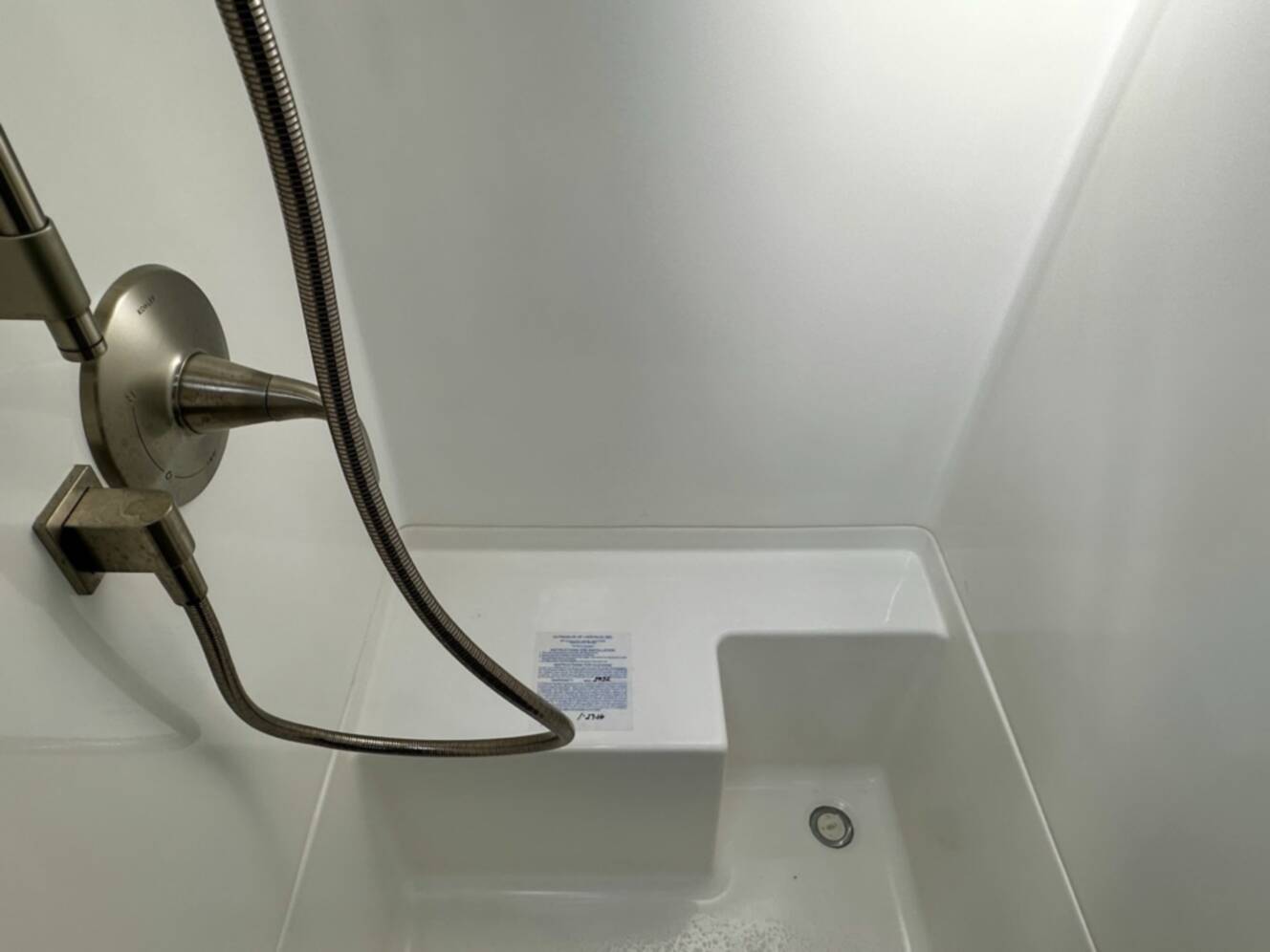 A photo of this 2016 Airstream PENDLETON 27FB
