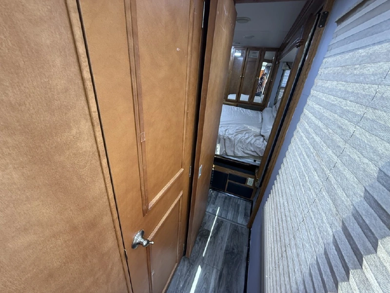 2008 GULF STREAM CRESCENDO 40K