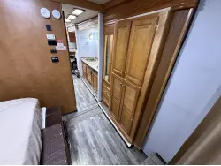 2008 GULF STREAM CRESCENDO 40K