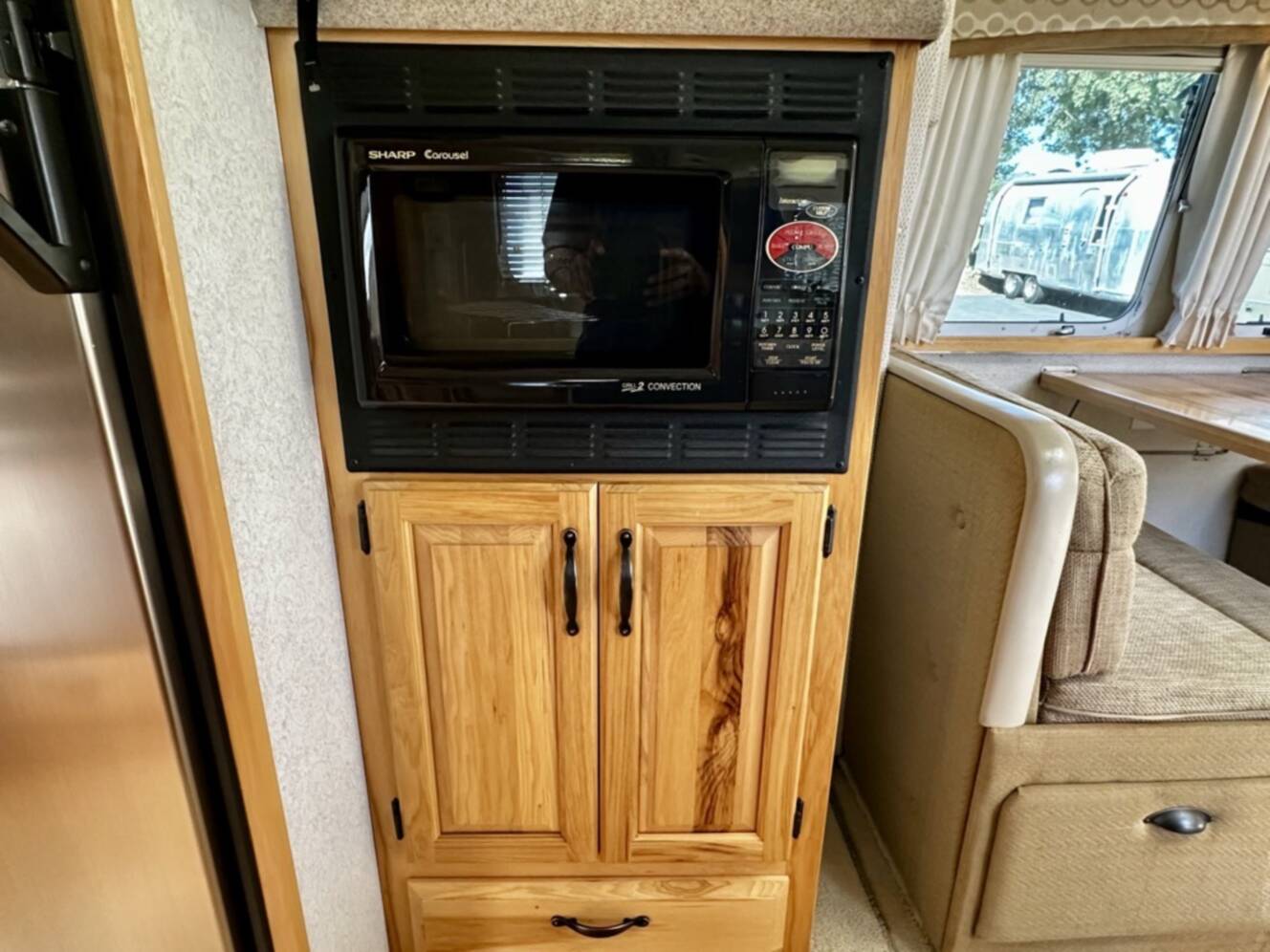 A photo of this 2009 Airstream CLASSIC LIMITED 34 SO