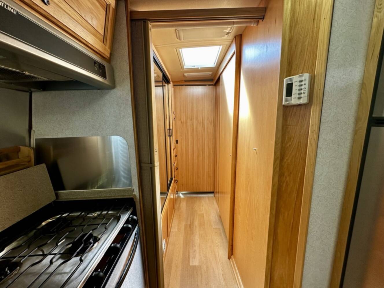 A photo of this 2009 Airstream CLASSIC LIMITED 34 SO