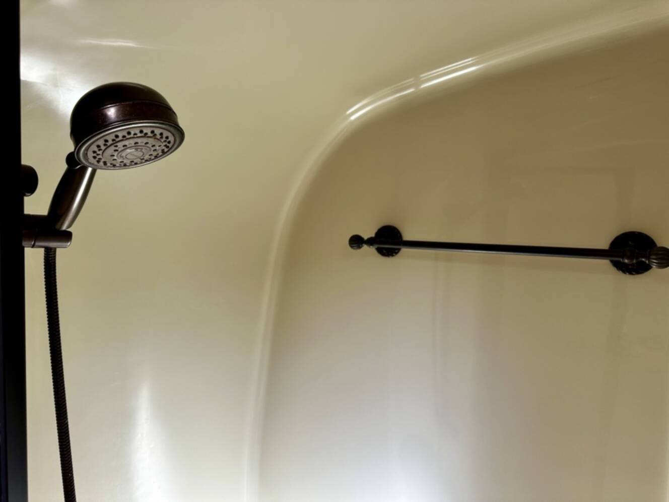A photo of this 2009 Airstream CLASSIC LIMITED 34 SO