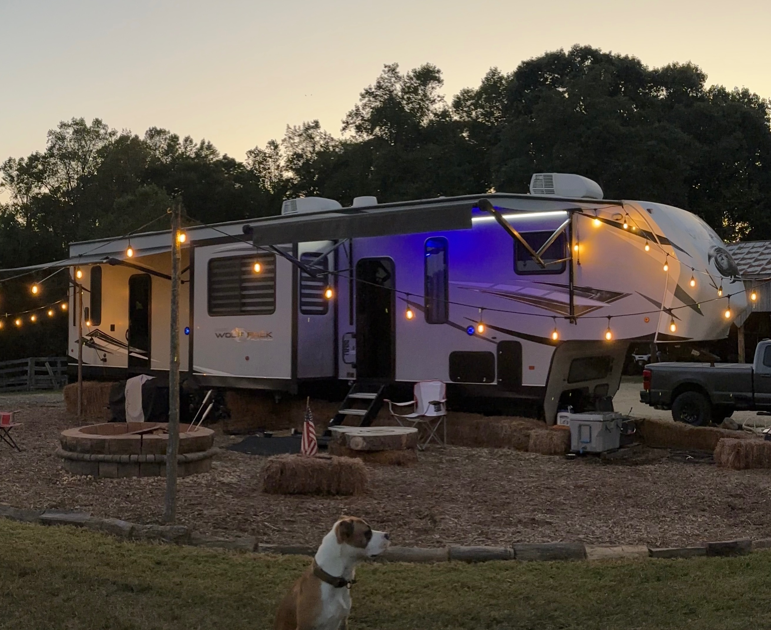 2022 Forest River CHEROKEE WOLF PACK PLATINUM 355 PACK14 RV