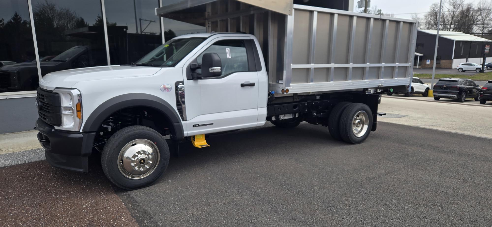 2026 FORD F550 XL Diesel 4x4 aluminum dump in Pottstown, PA
