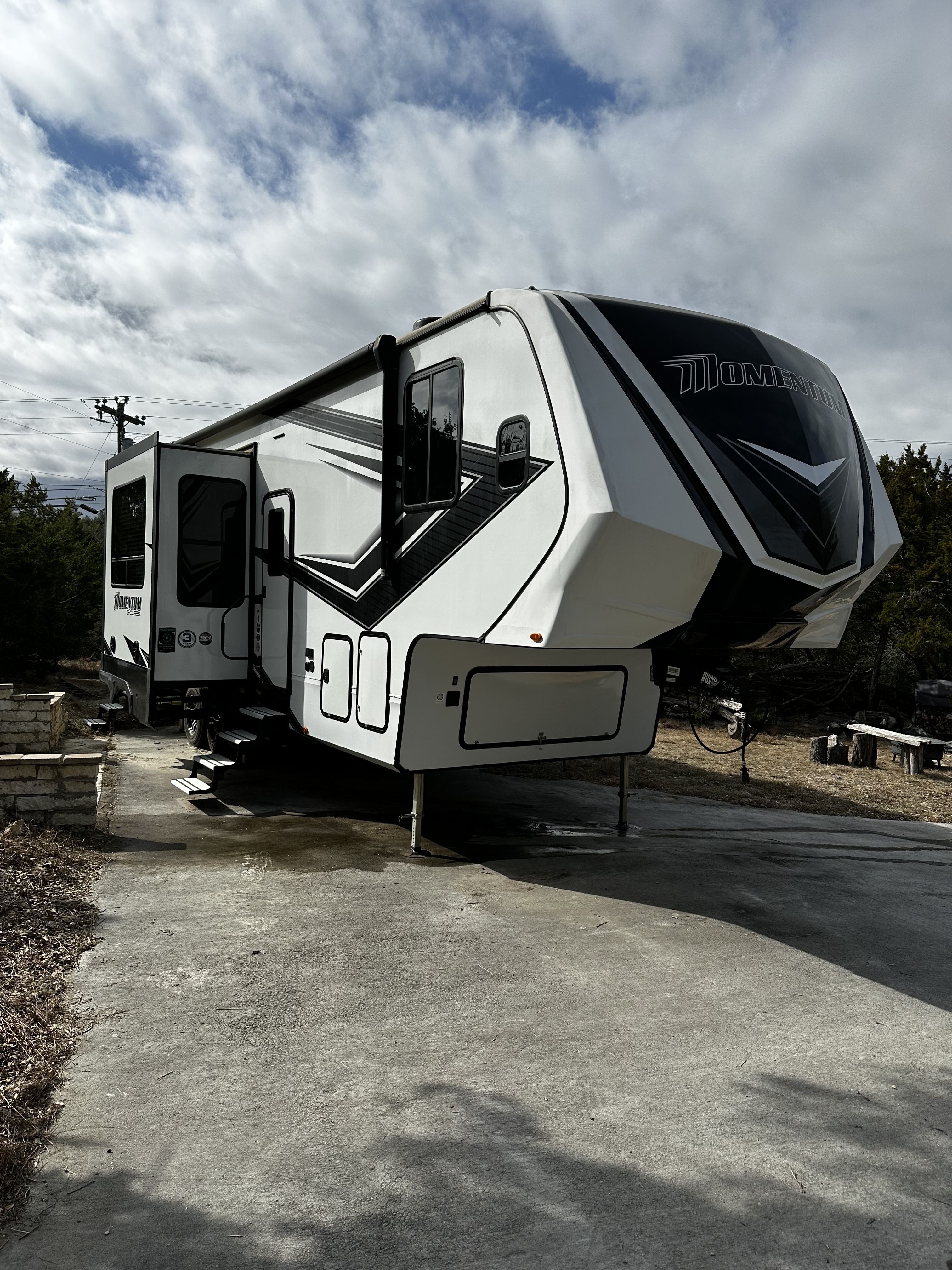 2021 Grand Design MOMENTUM G-CLASS 320G RV