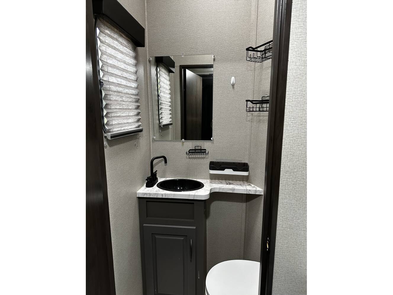 A photo of this 2021 Grand Design MOMENTUM G-CLASS 320G