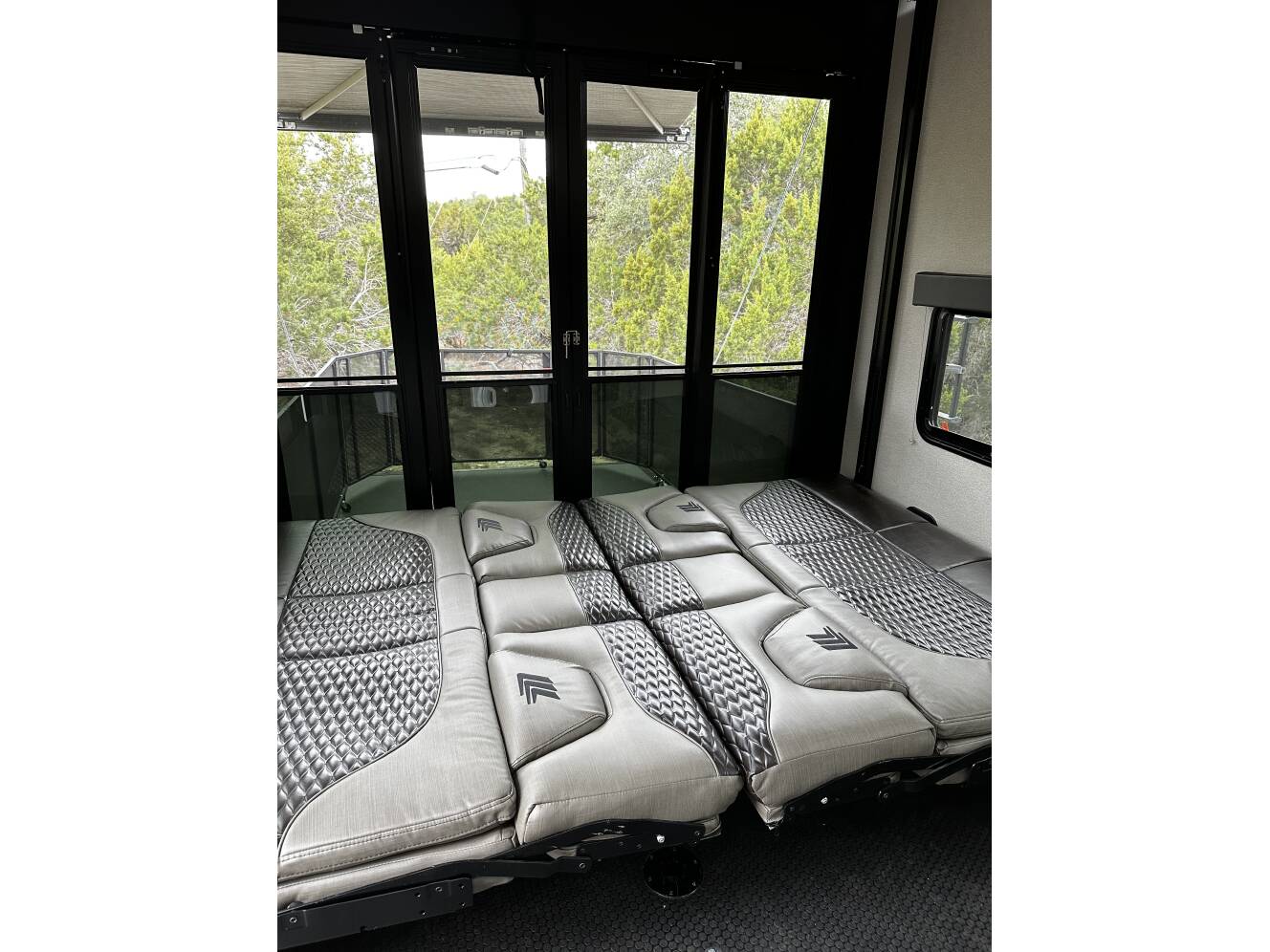 A photo of this 2021 Grand Design MOMENTUM G-CLASS 320G