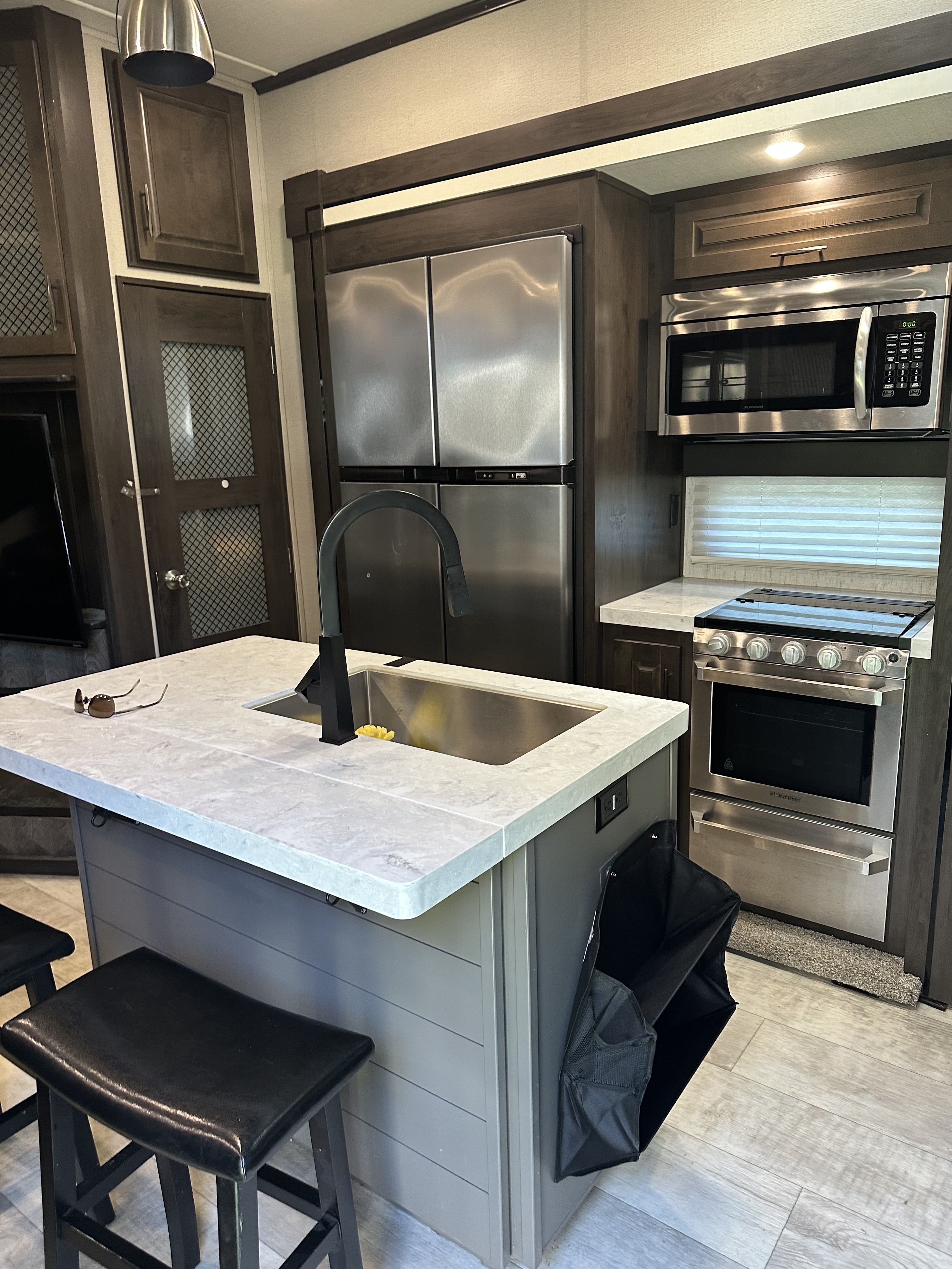 2020 Grand Design MOMENTUM M-CLASS 351M in montgomery TX
