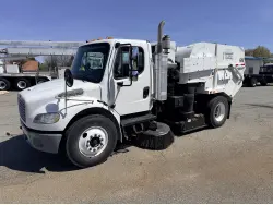 2015 FREIGHTLINER Tymco 600