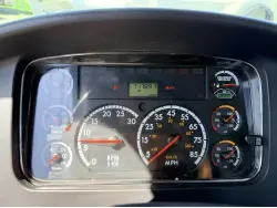 2015 FREIGHTLINER Tymco 600