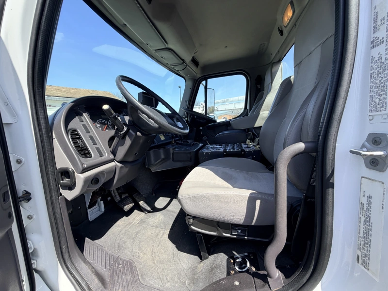 2015 FREIGHTLINER Tymco 600