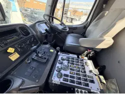 2015 FREIGHTLINER Tymco 600