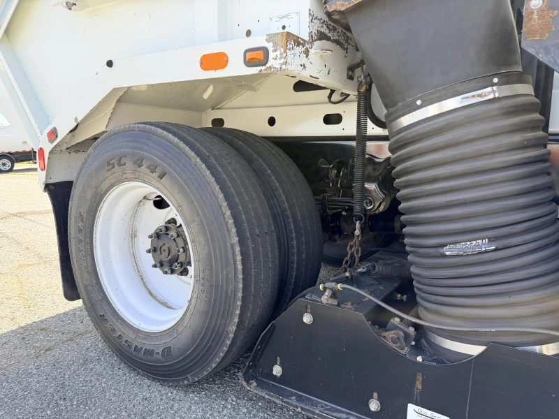 2015 FREIGHTLINER Tymco 600