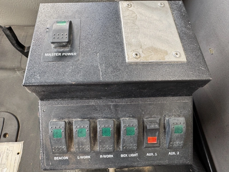 2012 FREIGHTLINER BUSINESS CLASS M2 106
