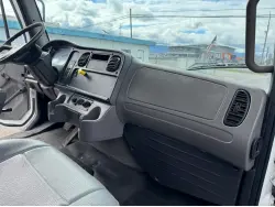 2012 FREIGHTLINER BUSINESS CLASS M2 106