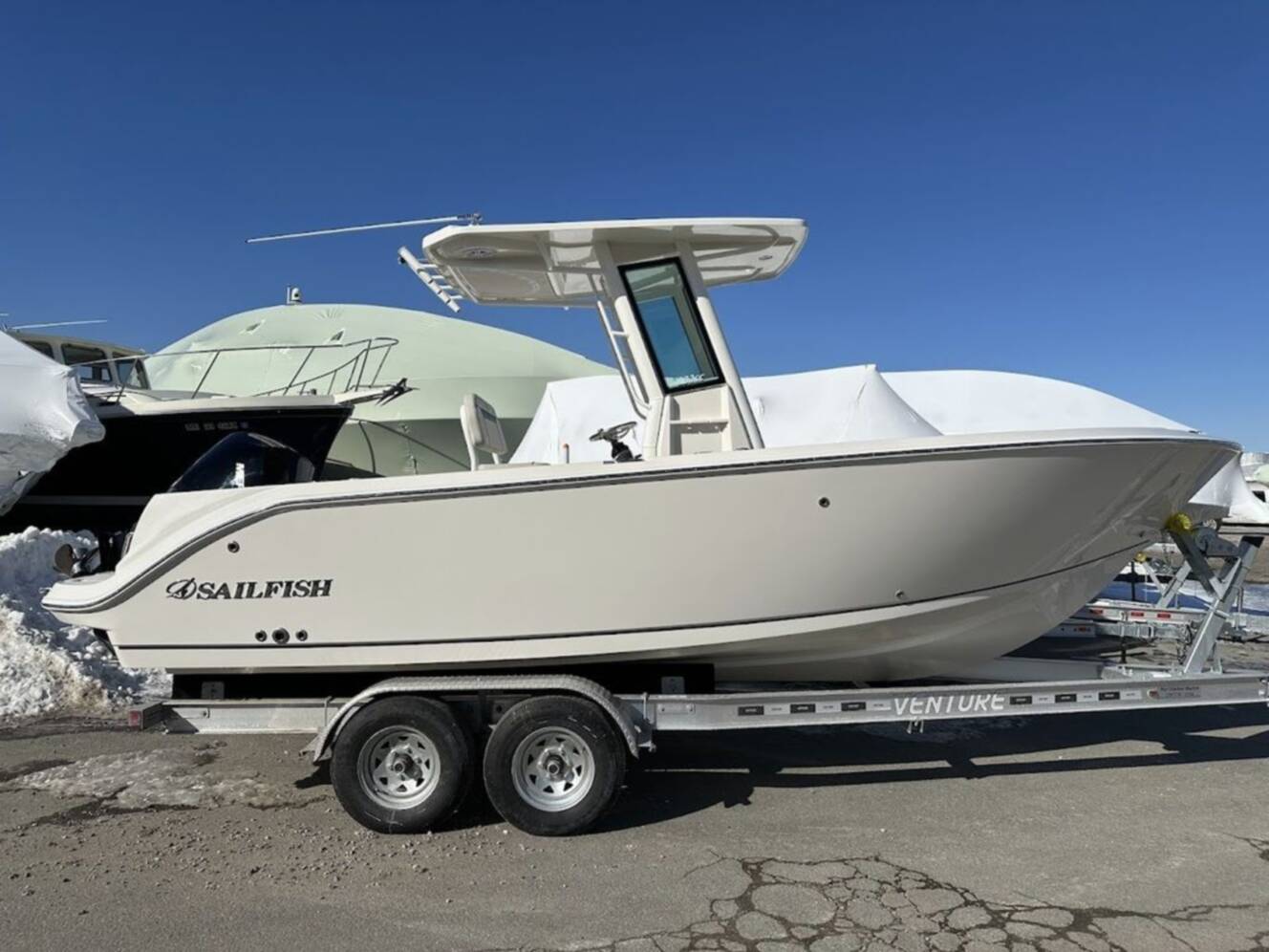 A photo of this 2026 Sailfish® 232 CC