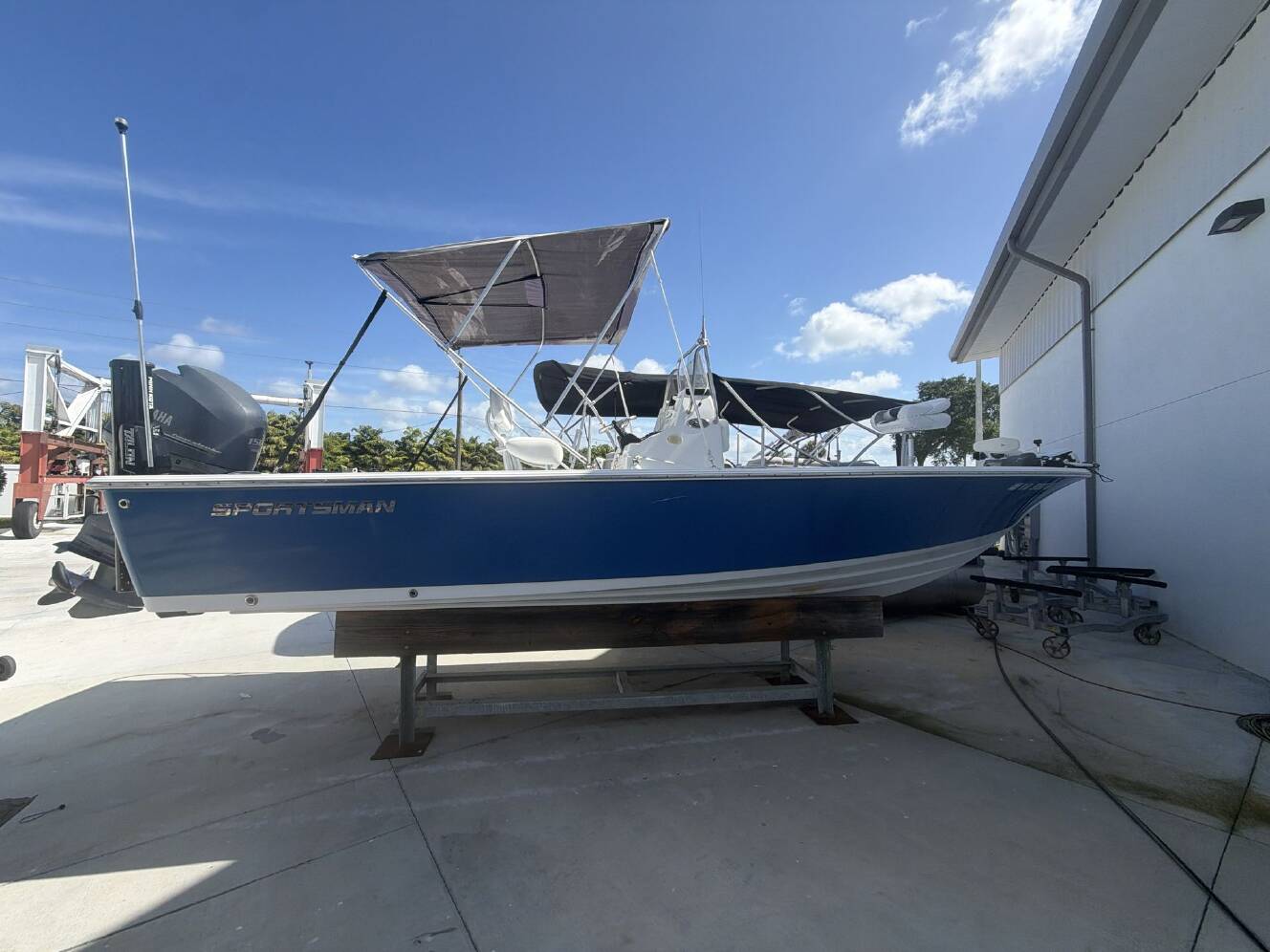 A photo of this 2013 Sportsman 227 Masters
