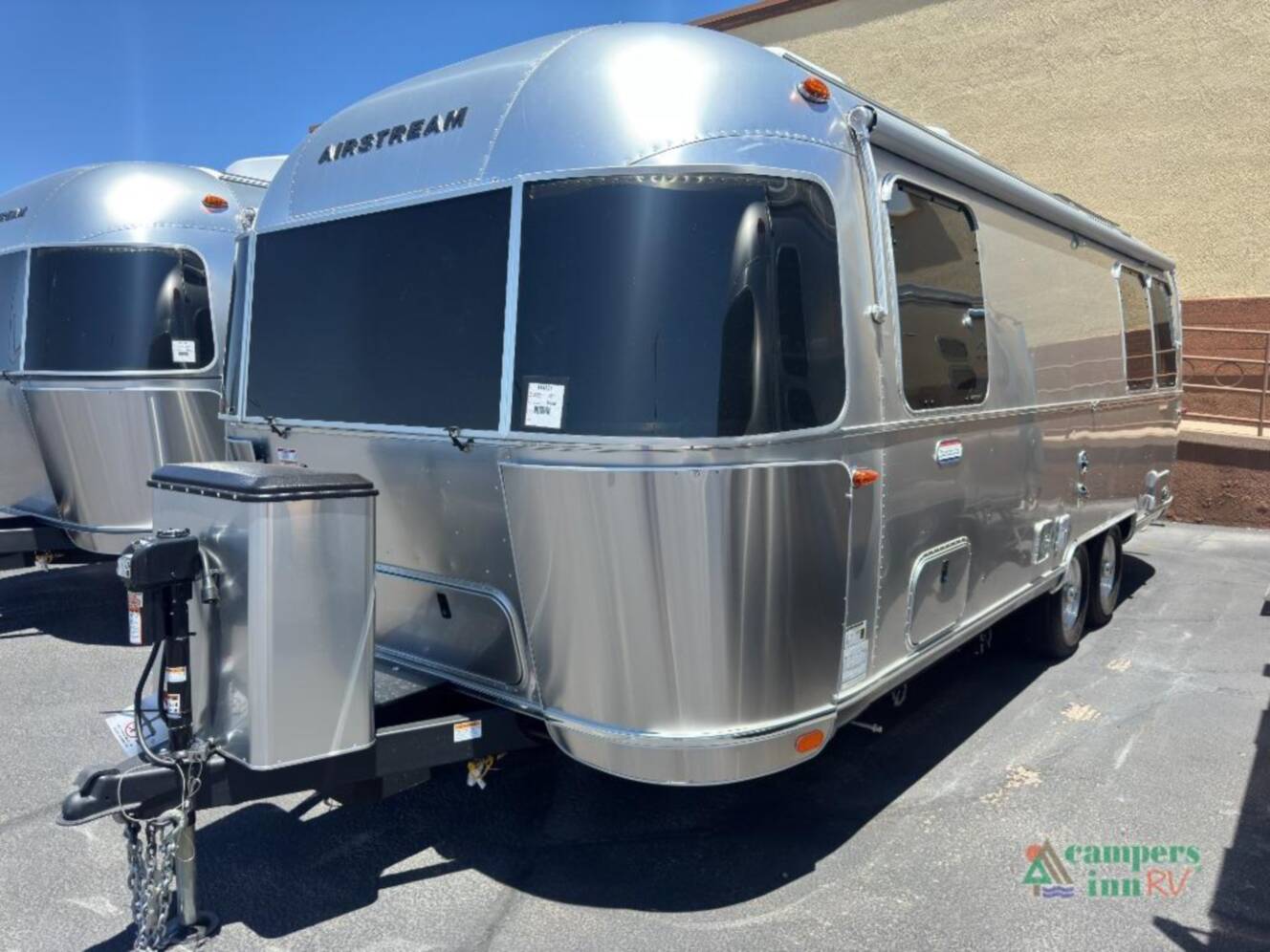 A photo of this 2026 Airstream International 25FBT