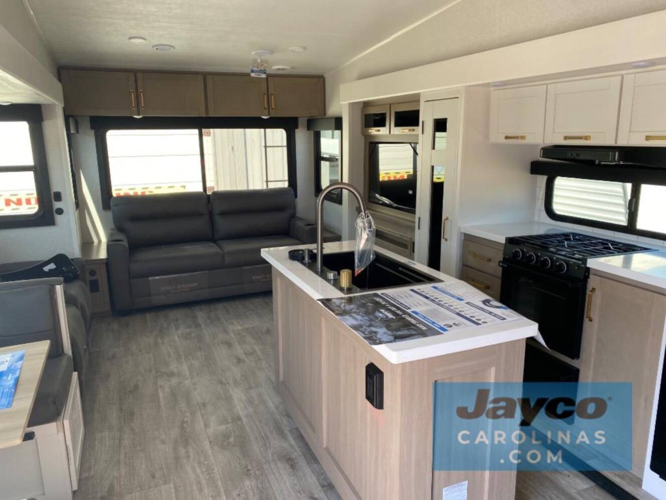 A photo of this 2026 Jayco Eagle HT 30CRT