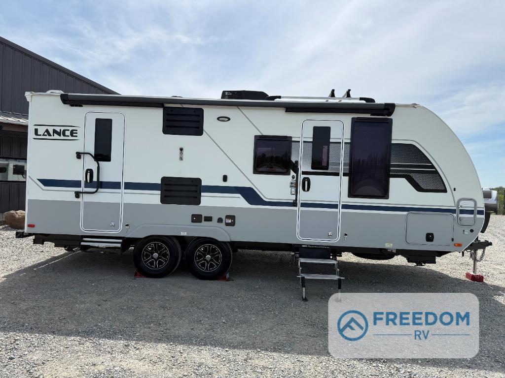 2022 Lance Travel Trailers 2185 in dodd city TX