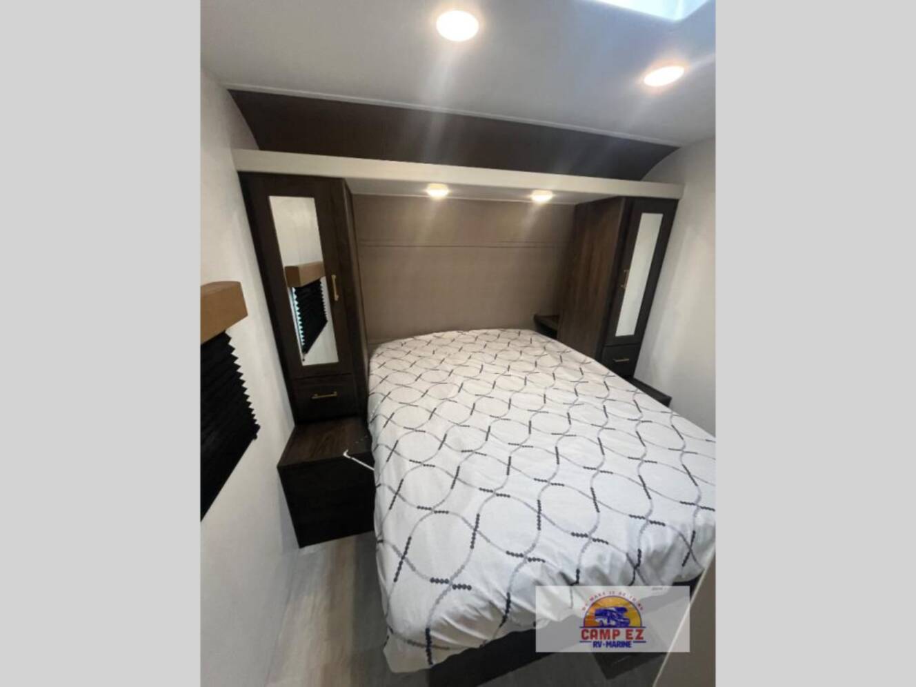 A photo of this 2026 Crossroads Rv ZINGER LITE 295BH