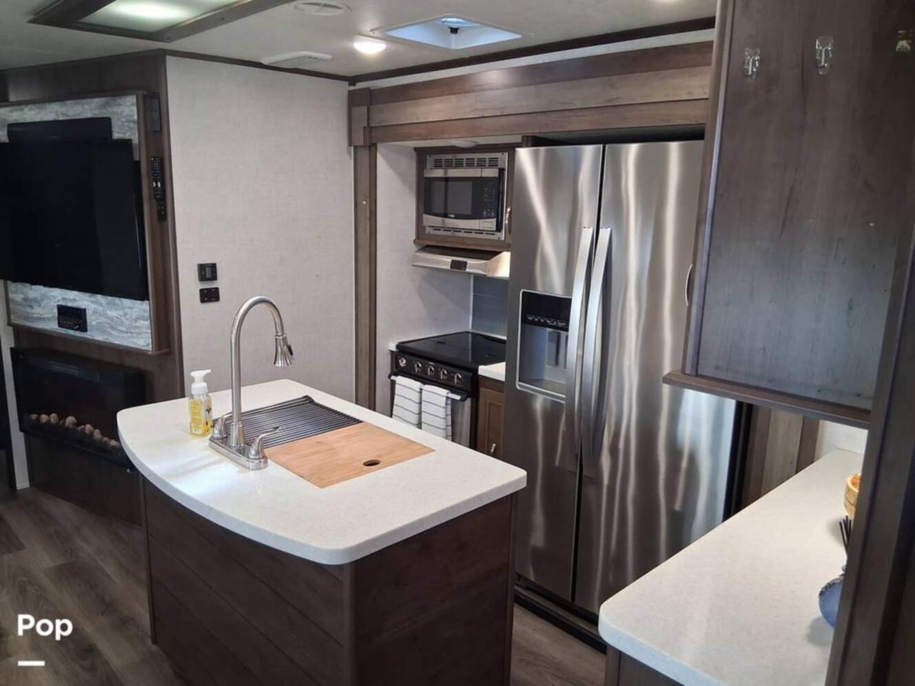 A photo of this 2020 Highland Ridge Mesa Ridge 328BHS