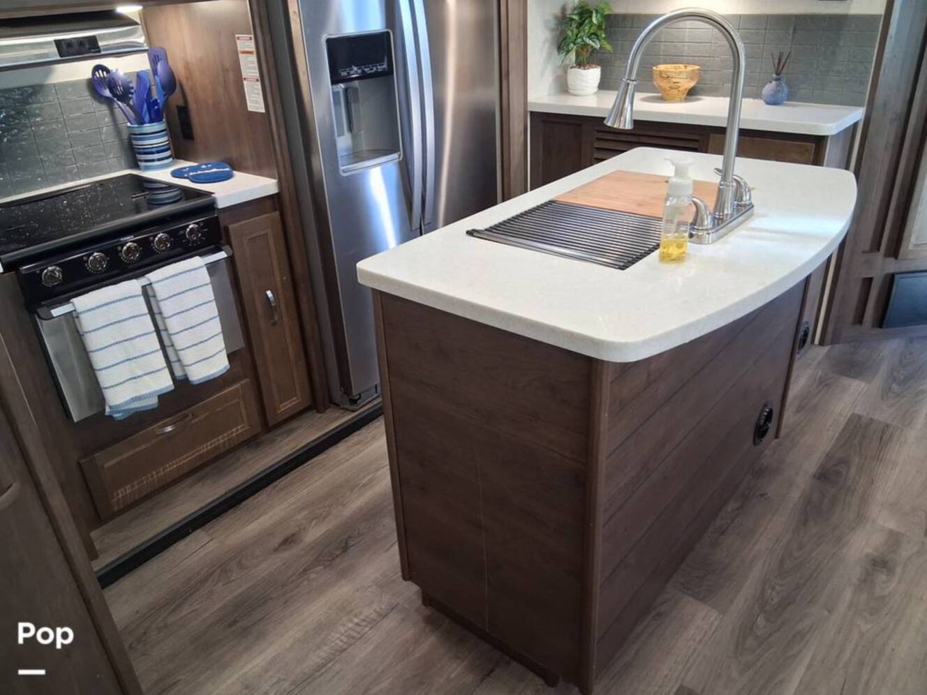A photo of this 2020 Highland Ridge Mesa Ridge 328BHS
