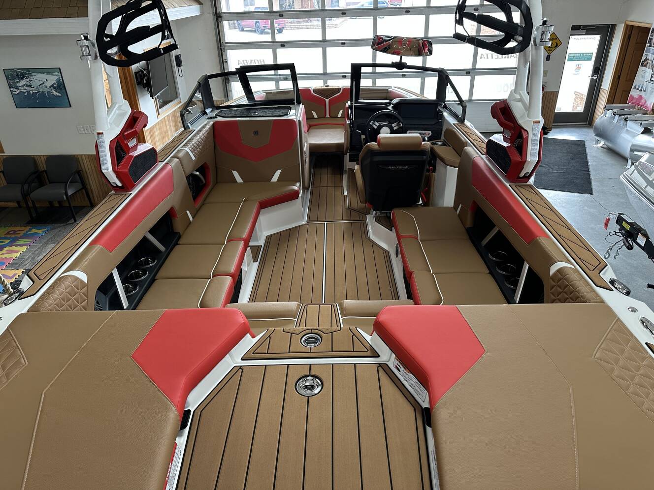 A photo of this 2026 Nautique Super Air Nautique GS22