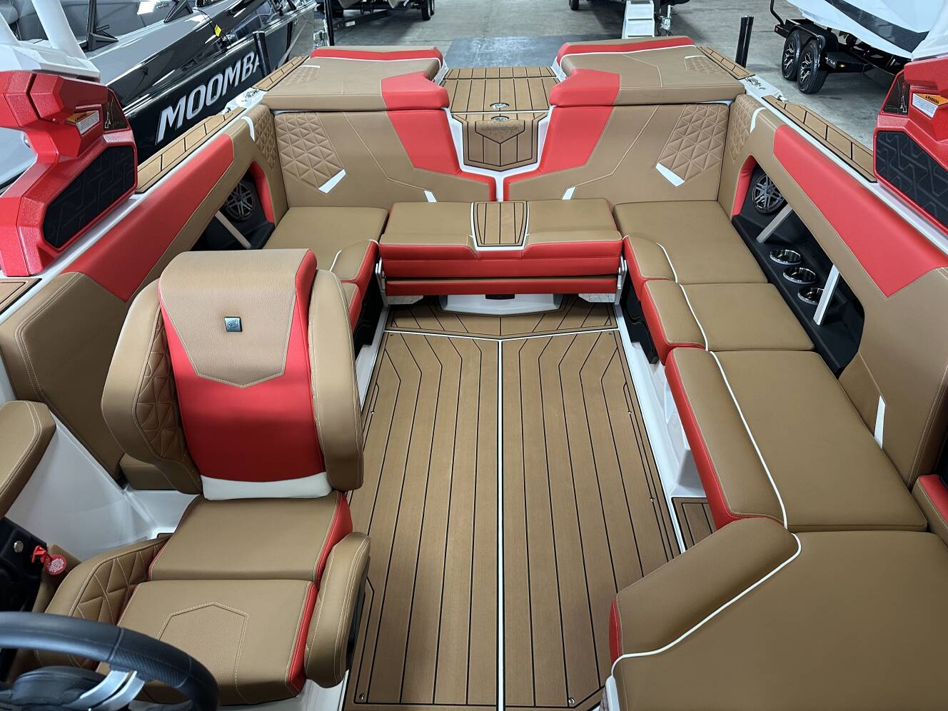 A photo of this 2026 Nautique Super Air Nautique GS22