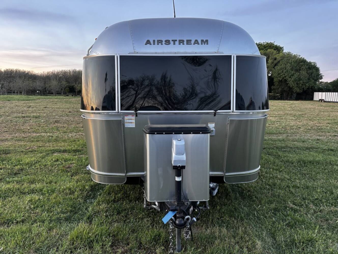 A photo of this 2017 Airstream FLYING CLOUD 25RB TWIN