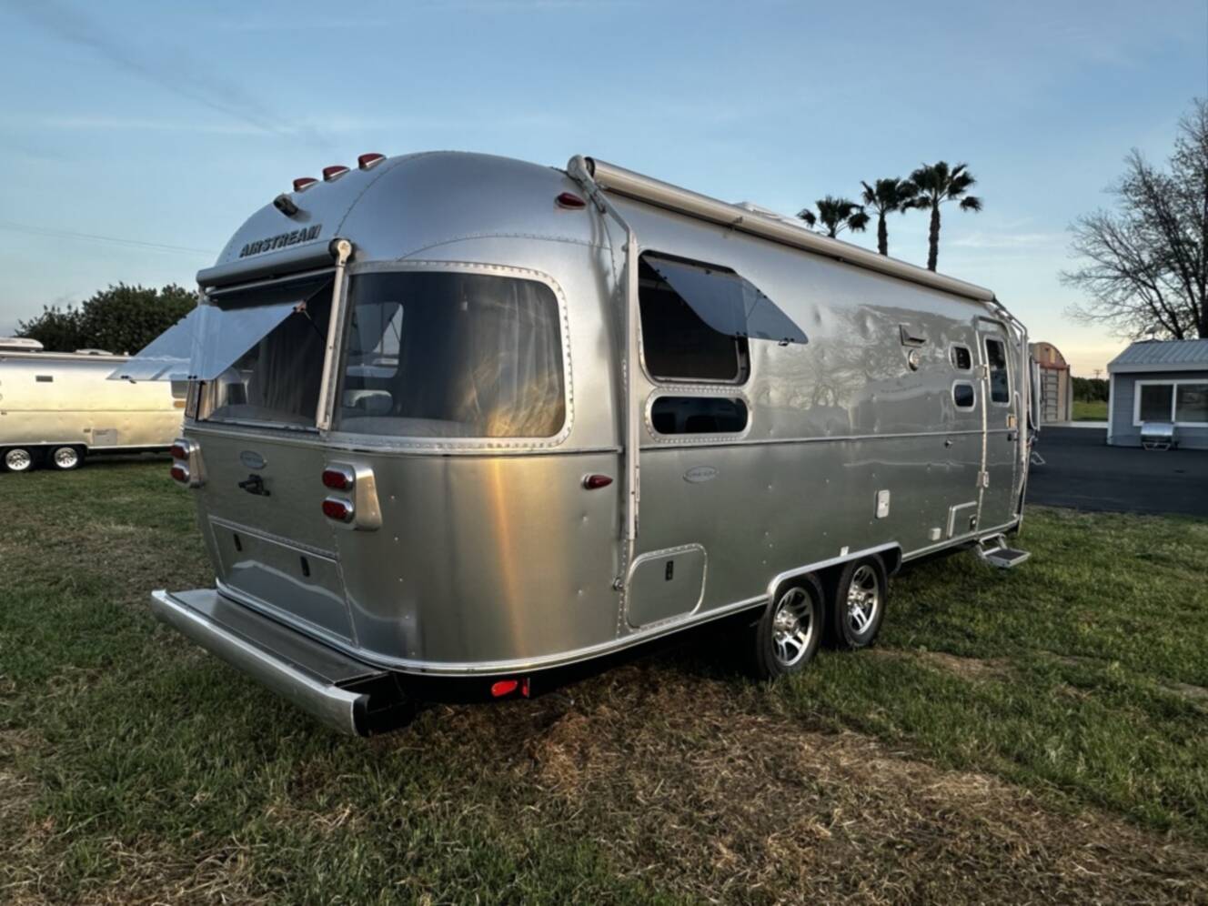 A photo of this 2017 Airstream FLYING CLOUD 25RB TWIN