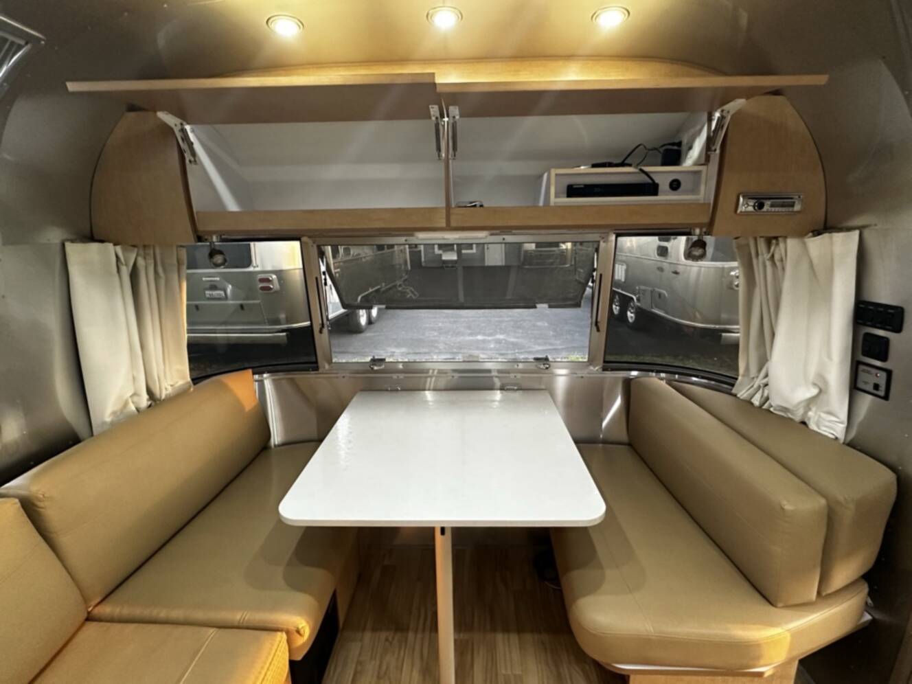 A photo of this 2017 Airstream FLYING CLOUD 25RB TWIN