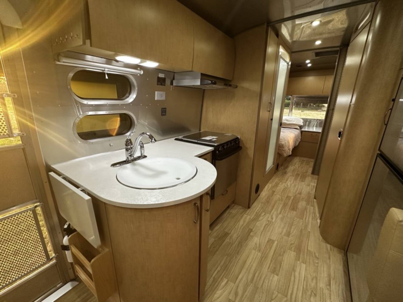 A photo of this 2017 Airstream FLYING CLOUD 25RB TWIN