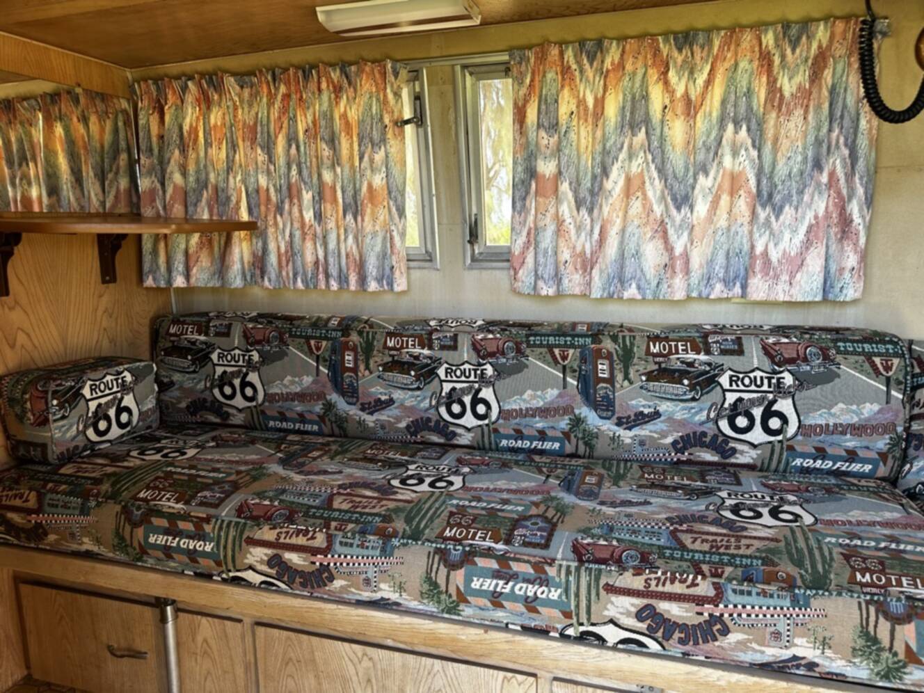 A photo of this 1962 Airstream BAMBI 16
