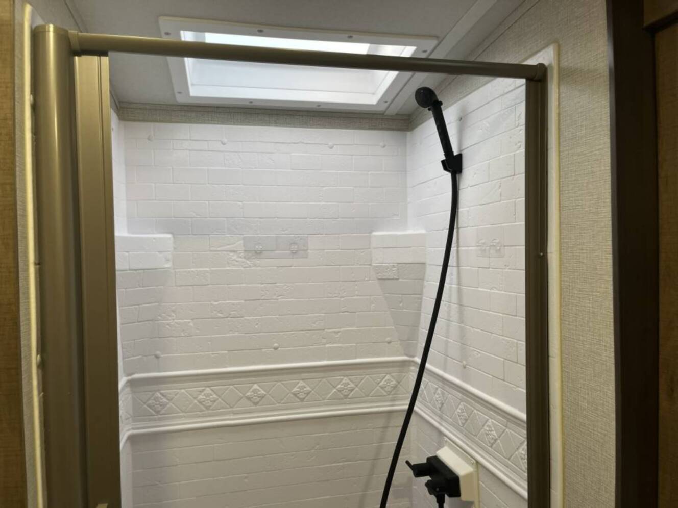 A photo of this 2023 Grand Design IMAGINE 3210BH