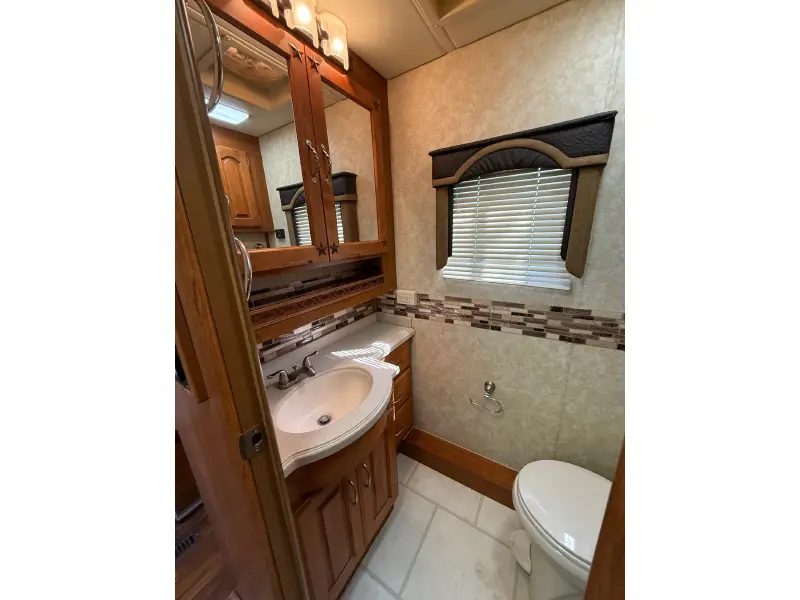 2007 HOLIDAY RAMBLER NEPTUNE 36PBQ