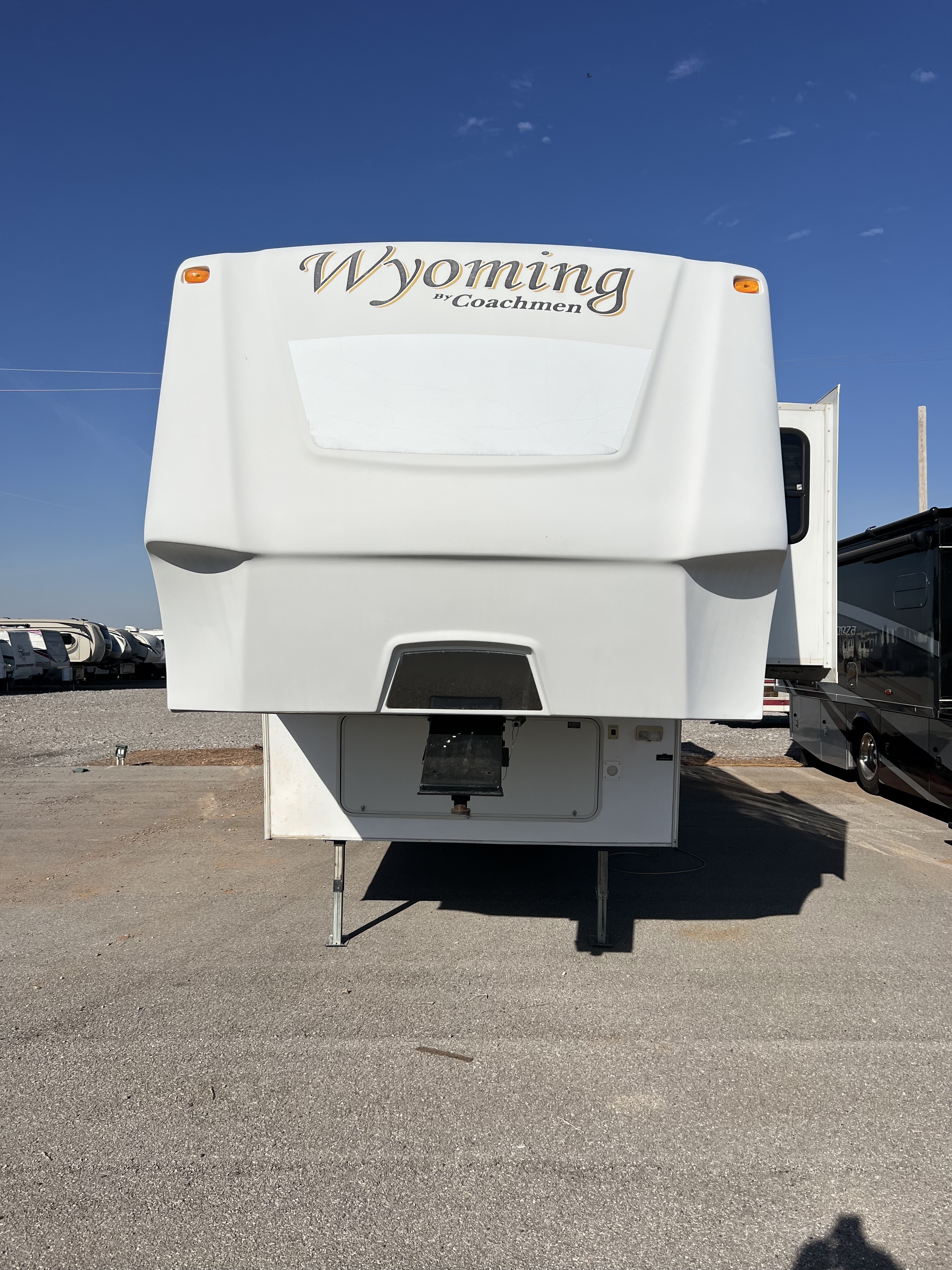2007 Coachmen WYOMING 332 RLTS in clinton OK