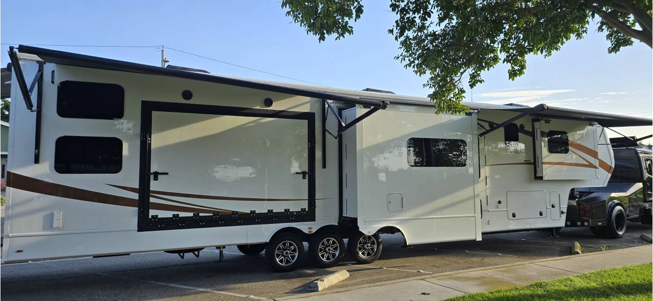 A photo of this 2023 Luxe TOY HAULER 48FB